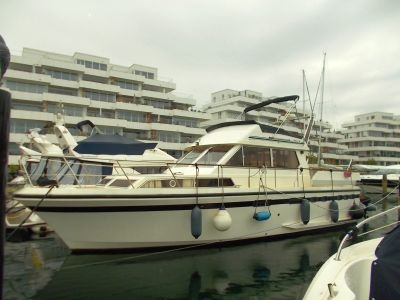 Pfeil 42 Flybridge Motoryacht