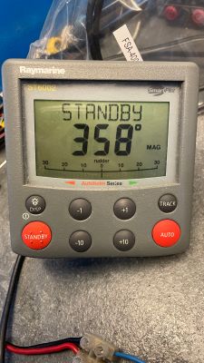 Raymarine Pilot Display St6002