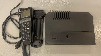 Simrad VHF Rs87