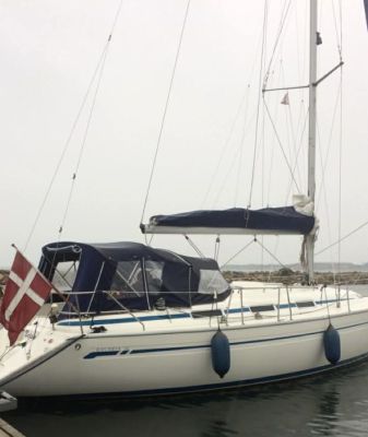 Bavaria 36-3 M/bovpropel og nye Sejl