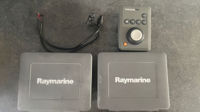 Raymarine St70+ Instrumenter